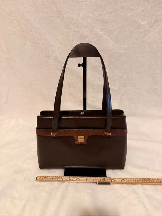 Givenchy Handbags - Vintage Givenchy Brown Leather 4G Logo Shoulder Bag